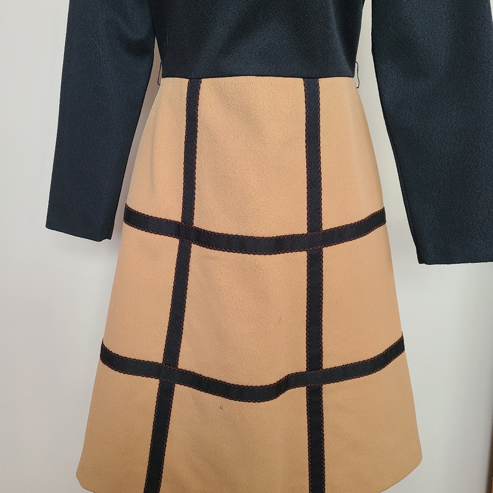Size medium / Vintage dress, wing tip collar, 1960s dress, mod dress, a line - Picture 2 of 4